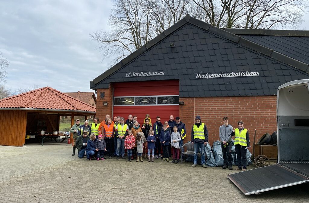 „Wir räumen auf“ 2023 Müll Sammelaktion in Jardinghausen